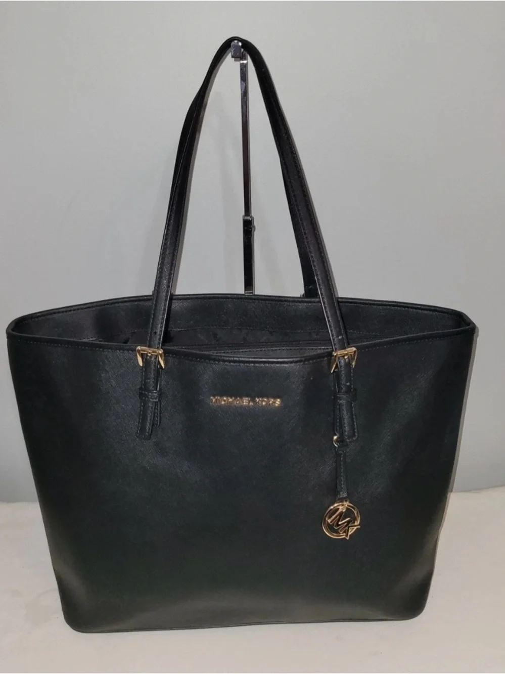 Michael Kors Jet Set Travel Black Saffiano Leather Tote with Gold Accent - Picture 1 of 16